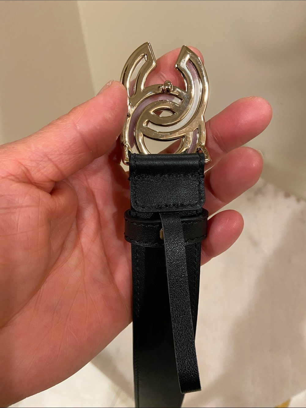 CHANEL Black Leather Belt with Gold Interlocking CC Buckle Size 105 - Picture 10 of 13